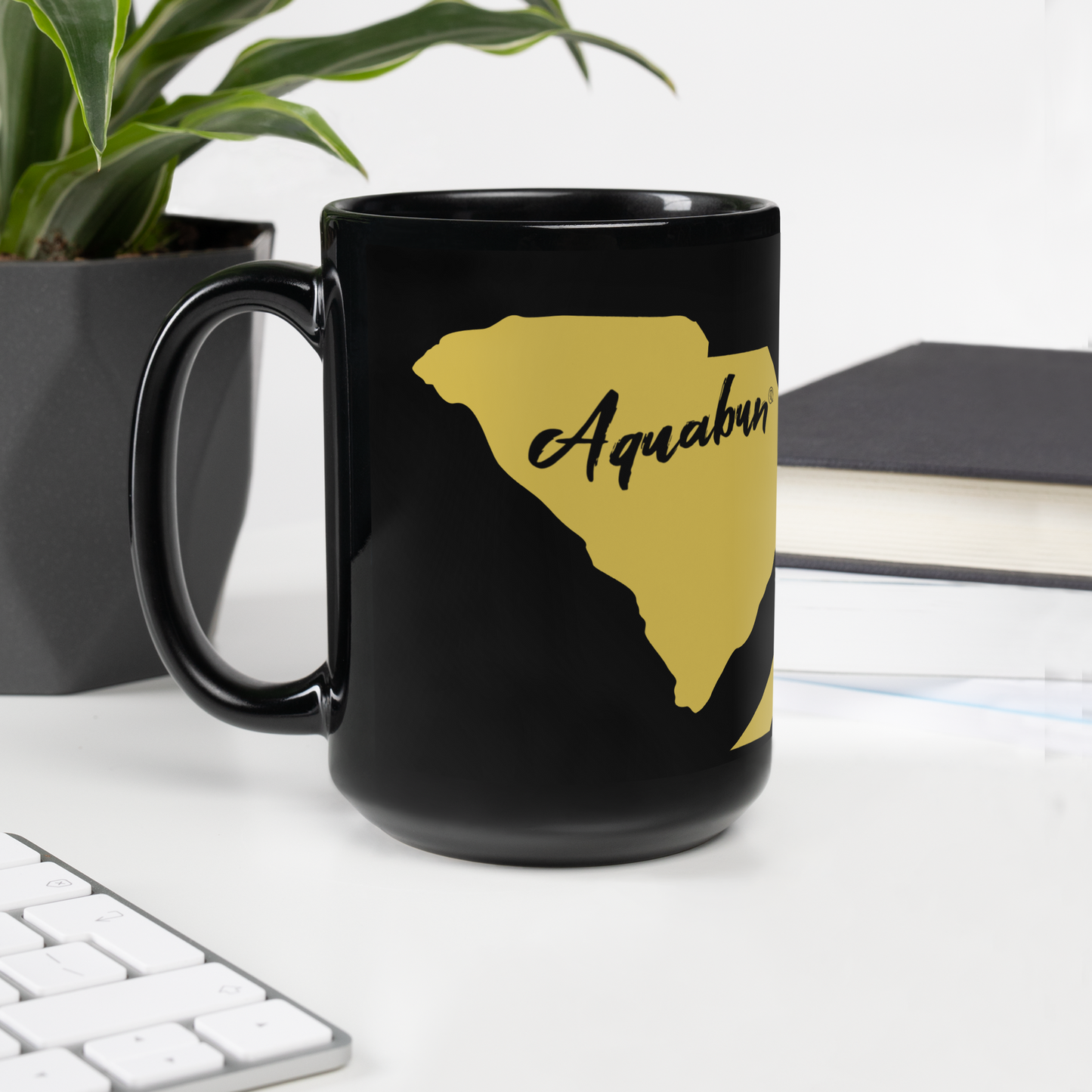Aquabun Carolina Gold Glossy Mug